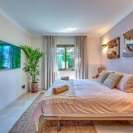 Beachfront Apartamento Marbella