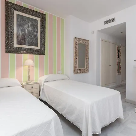 Beachfront With Parking San Pedro Alcantara Playa 5 Min Puerto Banus Marbella